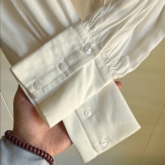 Zara Women's White Blouse Button Front Cuff Sleeve Office Career Wear Sz Med - Picture 3 of 10